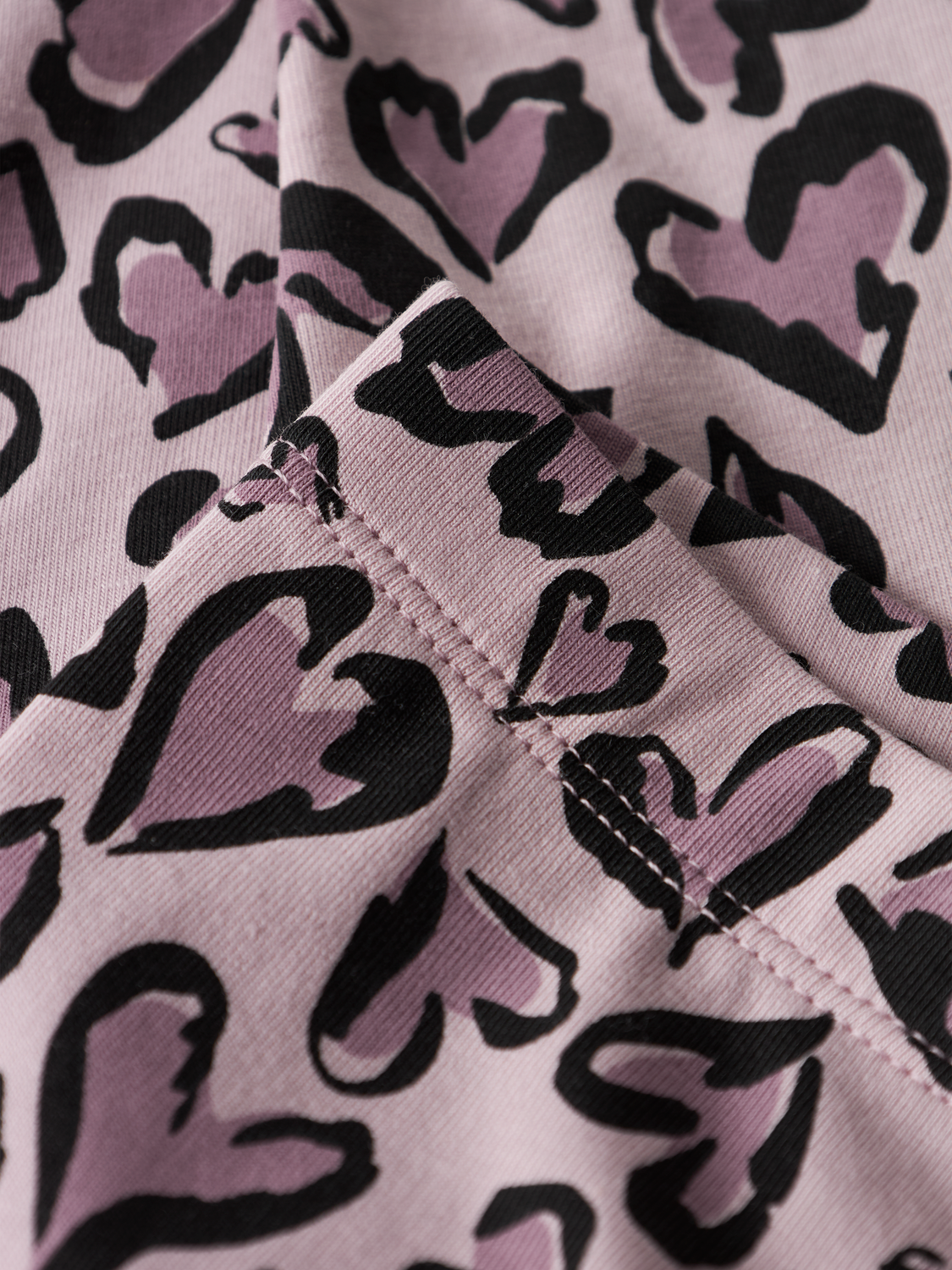 model_shot-front_full